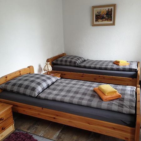 Kottmarschenke - Gaestezimmer Und Ferienwohnung Am Kottmar Buitenkant foto