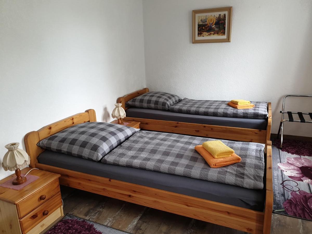 Kottmarschenke - Gaestezimmer Und Ferienwohnung Am Kottmar Buitenkant foto